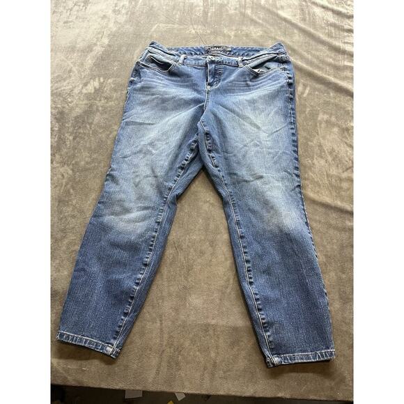 Torrid Jeans Womens 14R‎ Blue Denim High-Rise Curvy Casual - Picture 1 of 8